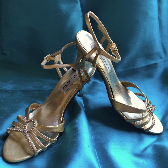 Gold heels with Rhinestone strap - Picture 2 of 6